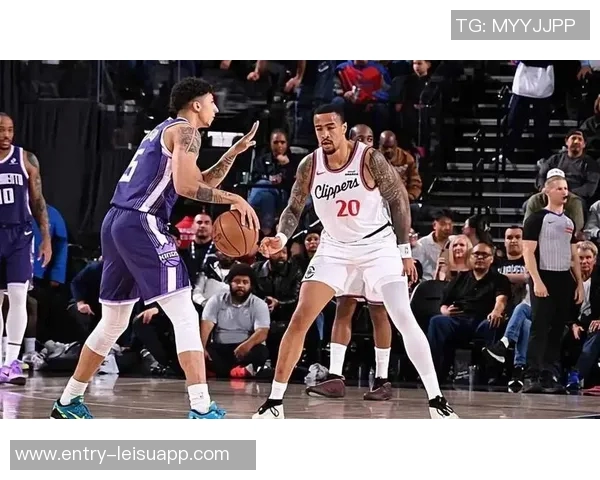 科林斯赞保罗投篮精准如常继续展现球场指挥官风范